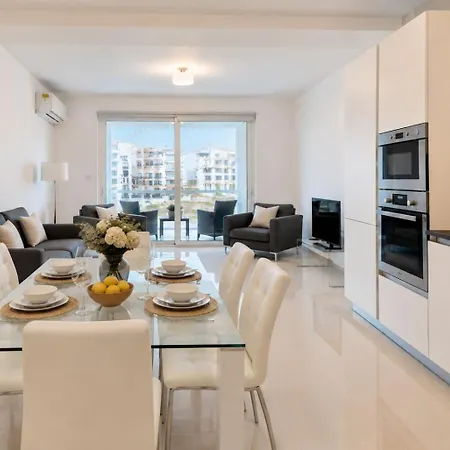 Bnbnova - 2br With Balcony & Sea Views In Spinola Bay * San Ġiljan
