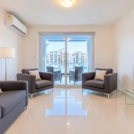 Bnbnova - 2br With Balcony & Sea Views In Spinola Bay